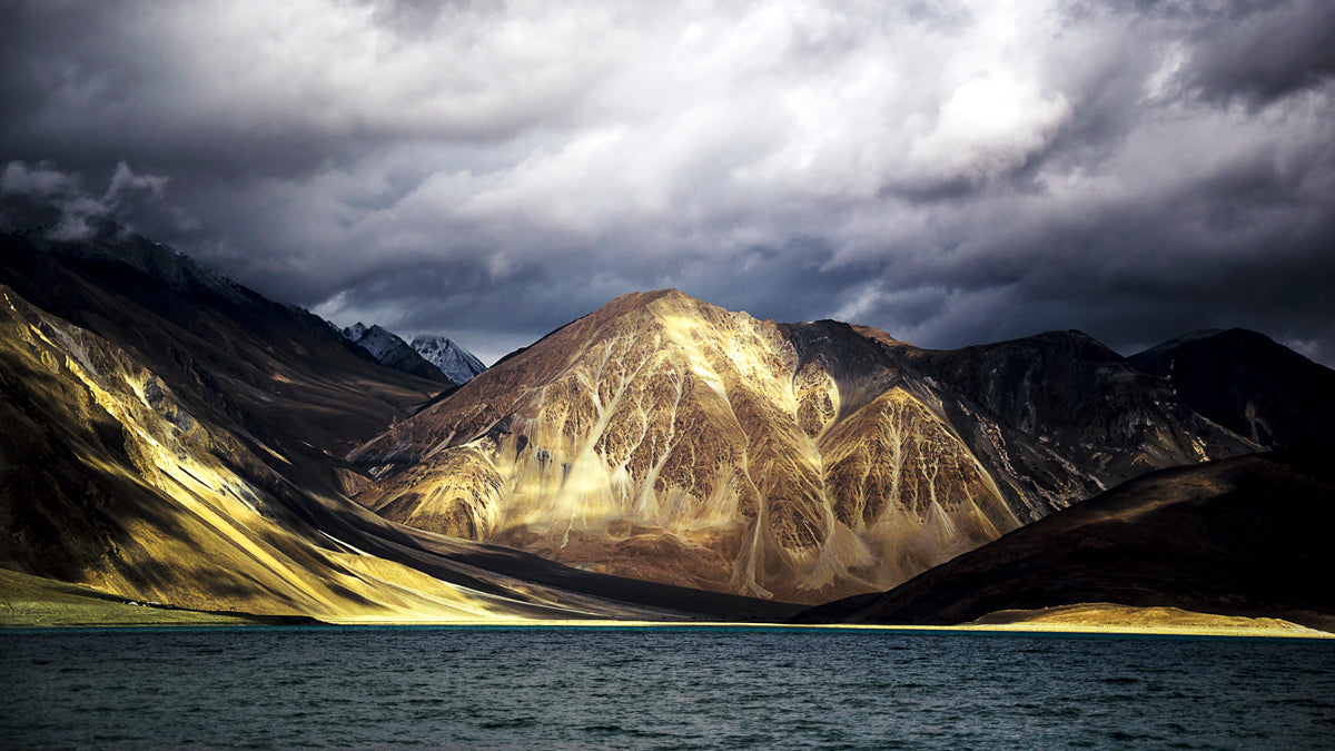 Puissant Pangong